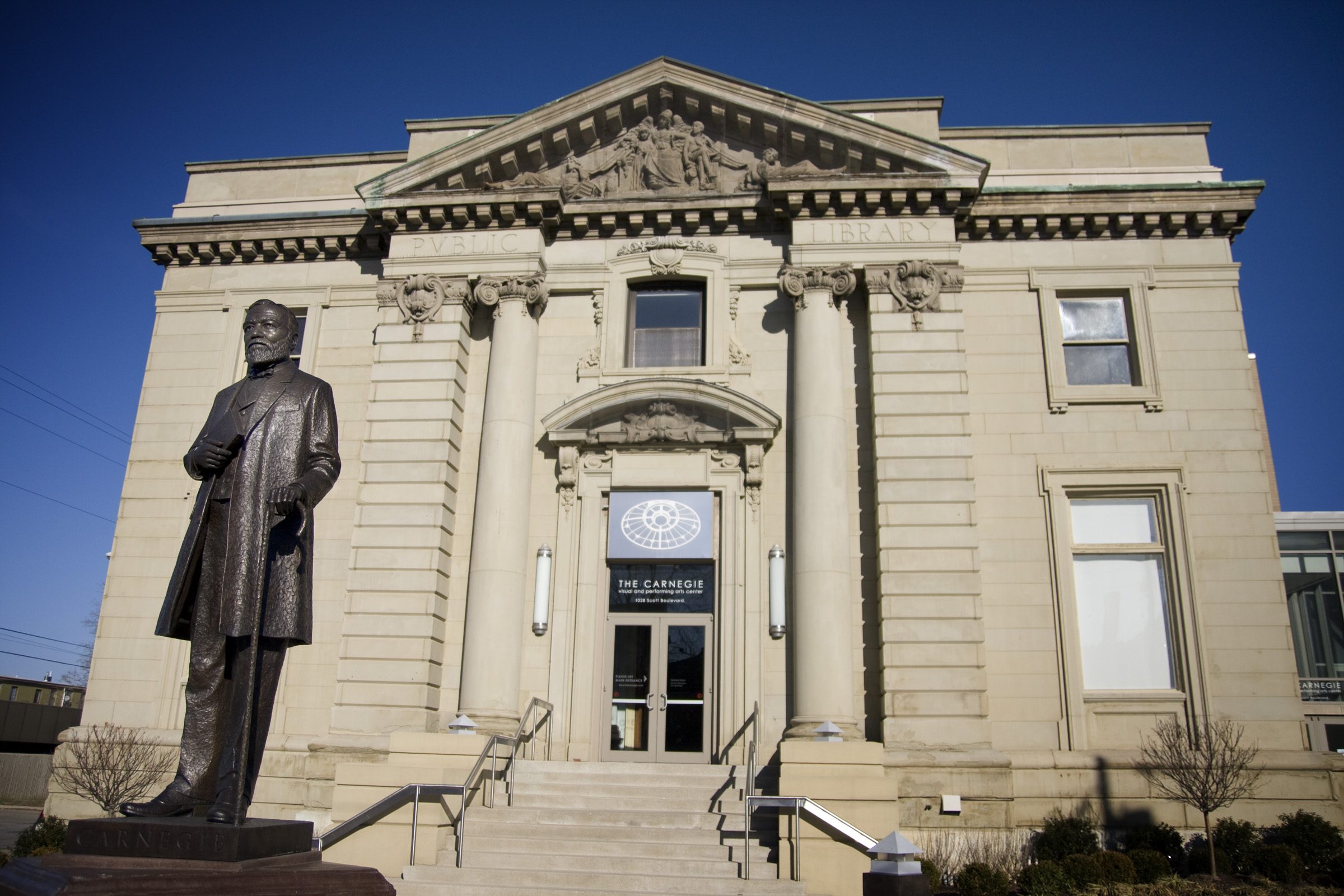 Community Arts Centers Spotlight The Carnegie Family Friendly Cincinnati