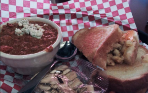 Tom and Chee Food