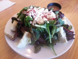 Troy's Cafe Salad 1 (640x480)